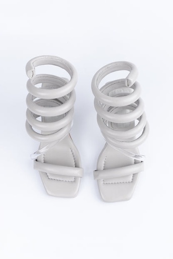 [TT26014334] 19CJJ10140 SANDALIAS ESPIGA